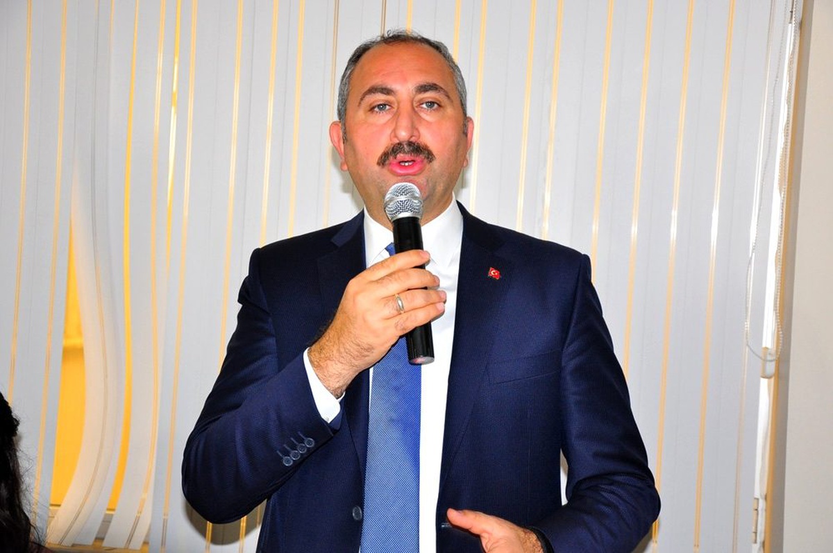 Bakan Gül: "Milletimiz adalete daha fazla güvenmek istiyor"