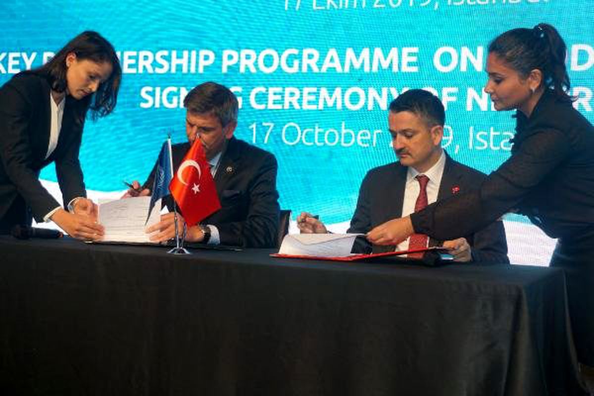 Bakan Pakdemirli: Dünyada açlık ve obezite sorunu olmasına rağmen üretilen gıdanın her yıl üçte...
