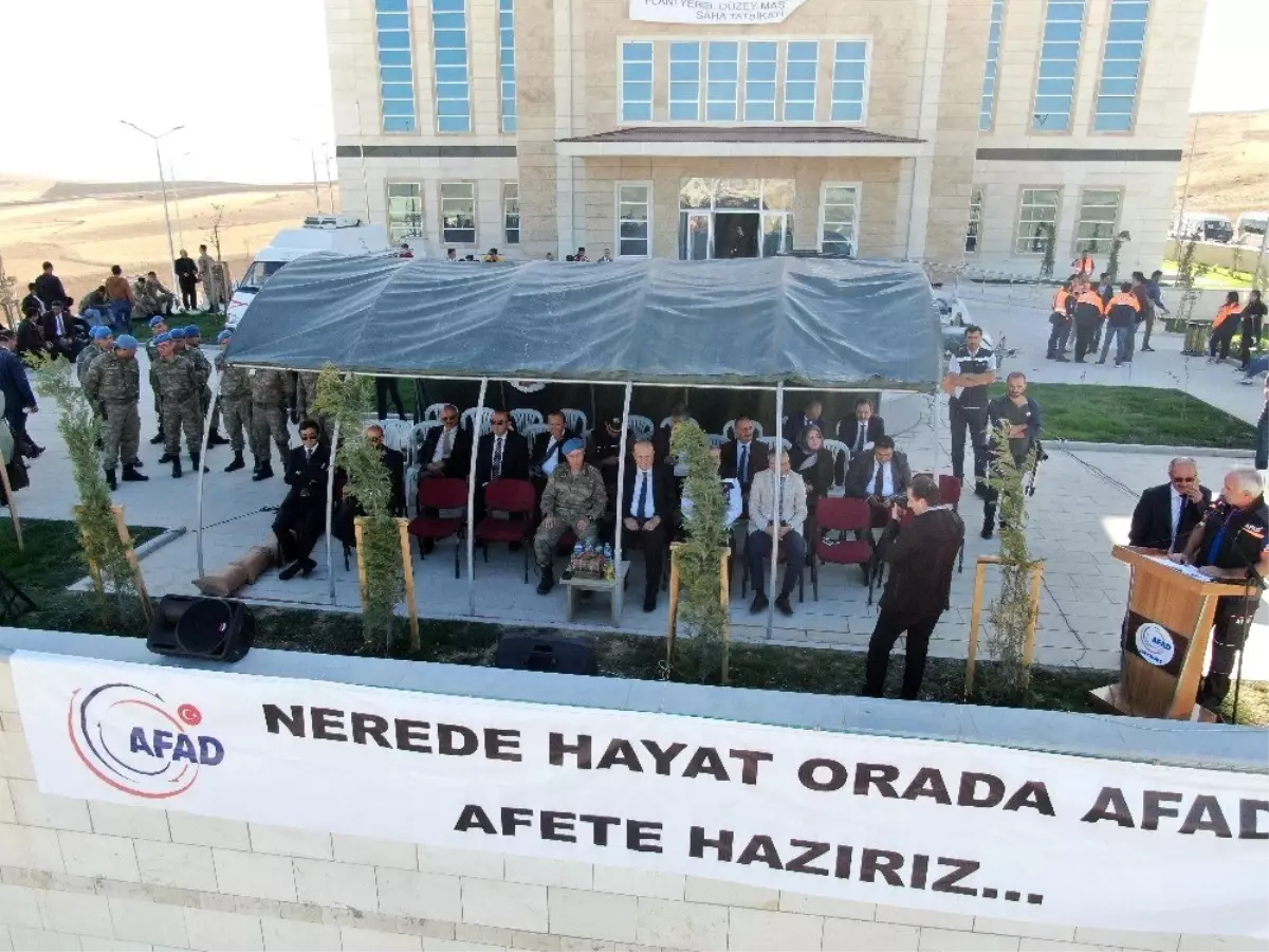 Bayburt AFAD\'dan gerçeğini aratmayan tatbikat