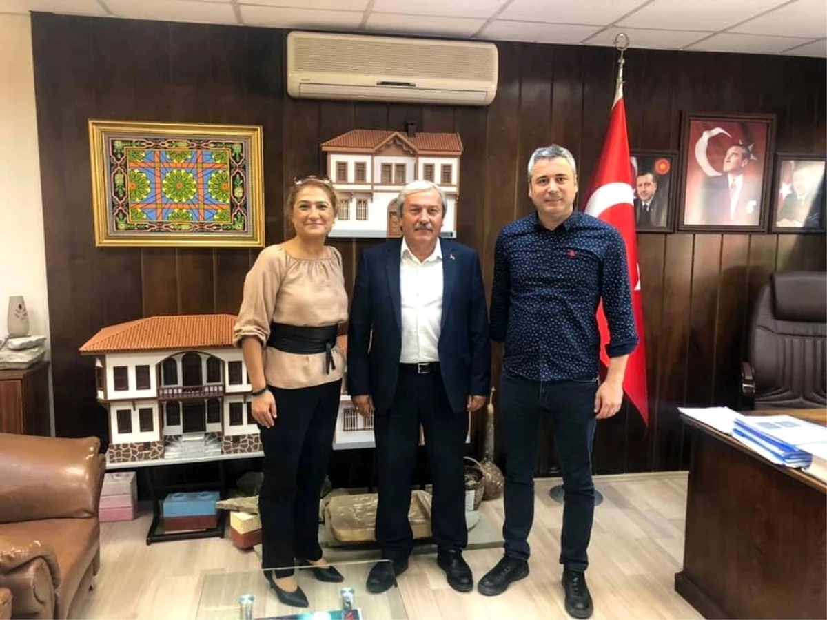 Bilecikspor Başkanı Avcı\'dan Belediye Başkanı Şahin\'e ziyaret
