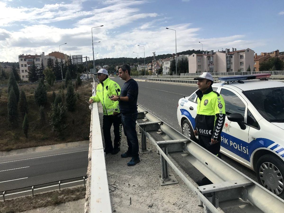 Bozüyük\'te drone ile trafik denetimi yapılıyor