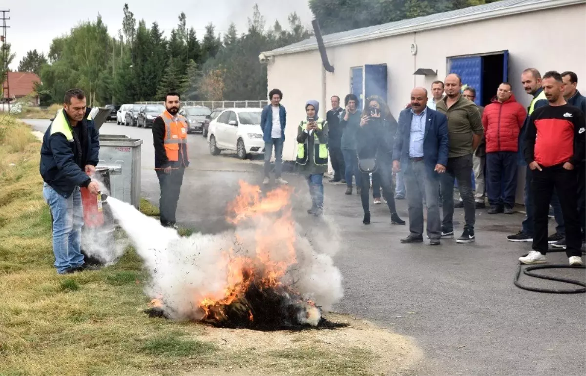 Doğal Yaşam Merkezi personeline eğitim