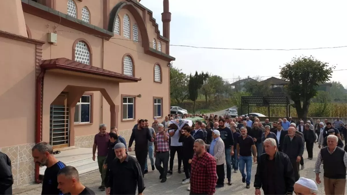 Eski kocası tarafından öldürülen kadın son yolculuğuna uğurlandı