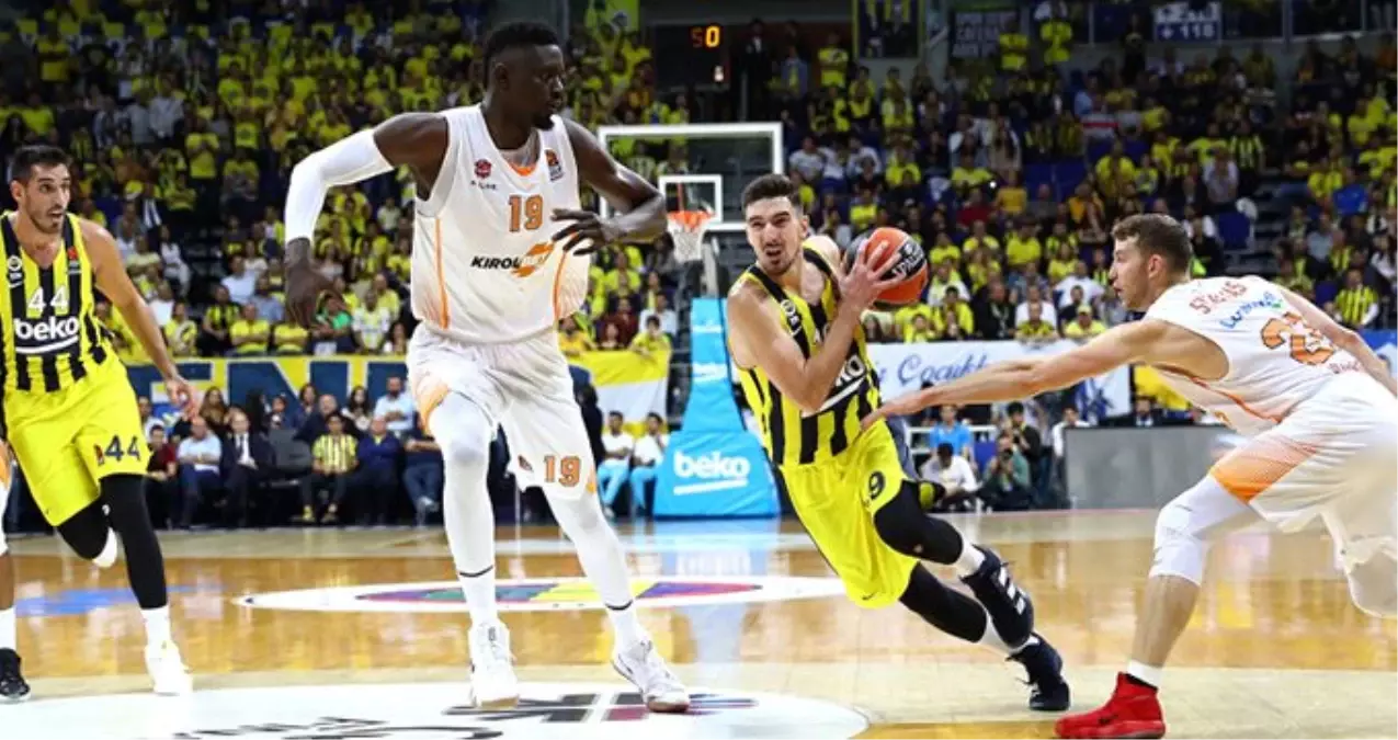 Fenerbahçe Beko, Kirolbet Baskonia\'yı 87-80 yendi!