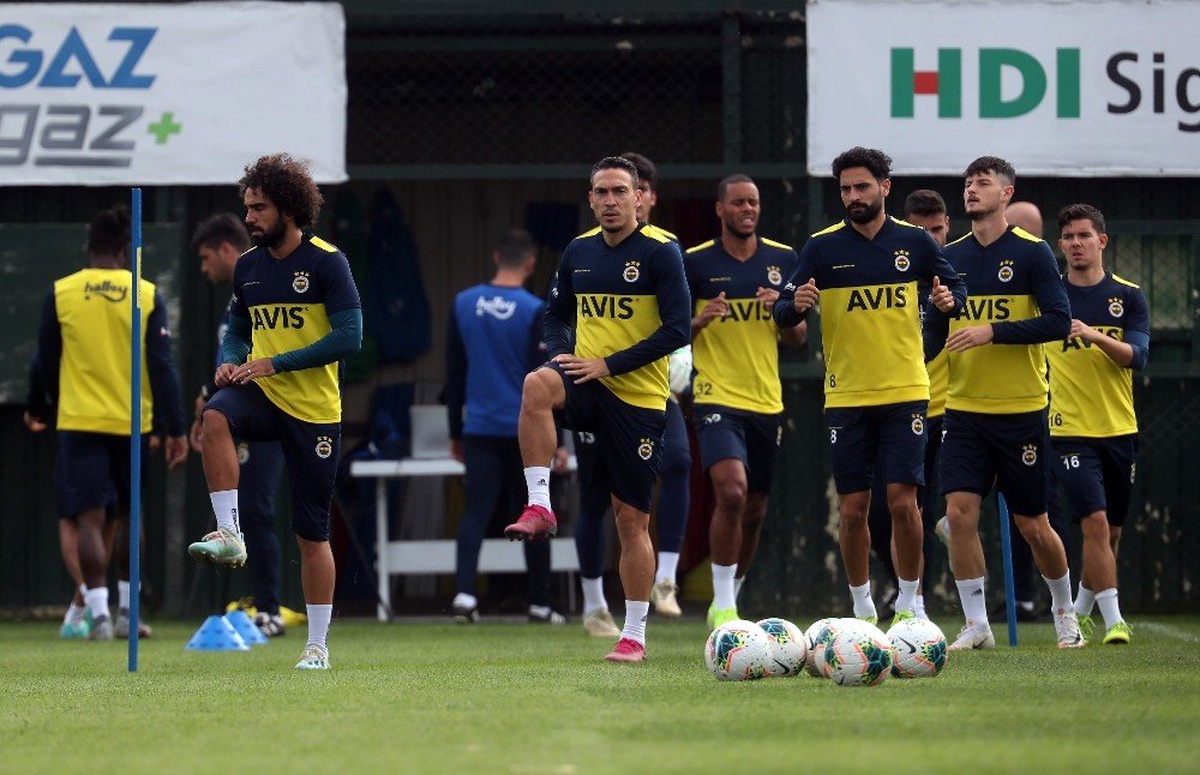 Fenerbahçe\'de Denizlispor hazırlıkları sürüyor