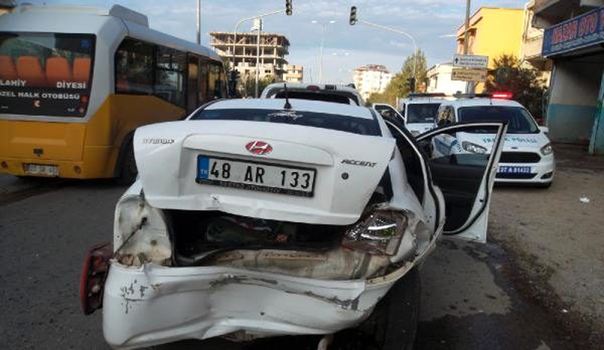Gaziantep\'te zincirleme kaza: 2 yaralı