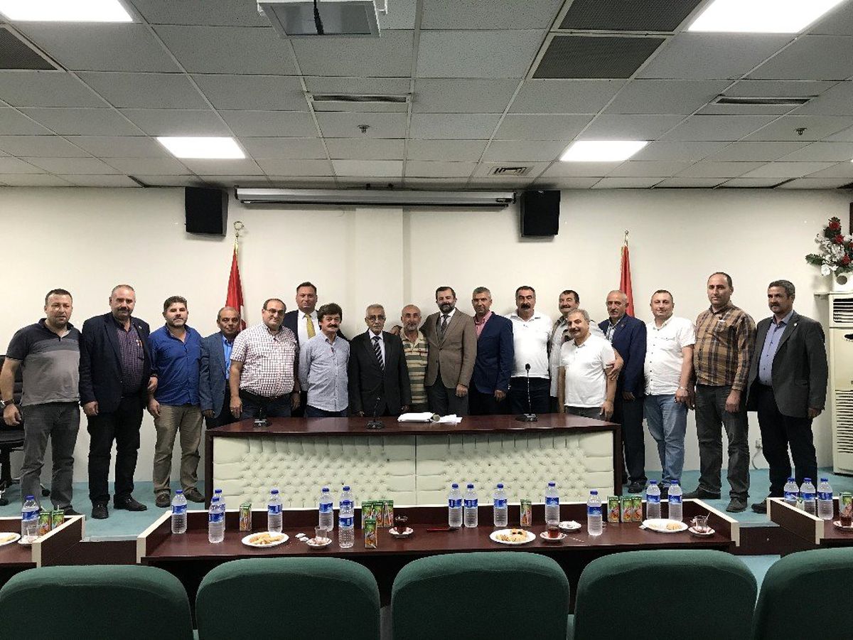 Gürsulu muhtarlar yeni başkanını seçti