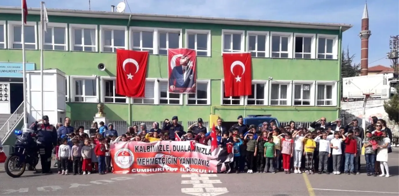 Kızılcahamamlı öğrencilerden Barış Pınarı Harekatı\'na destek