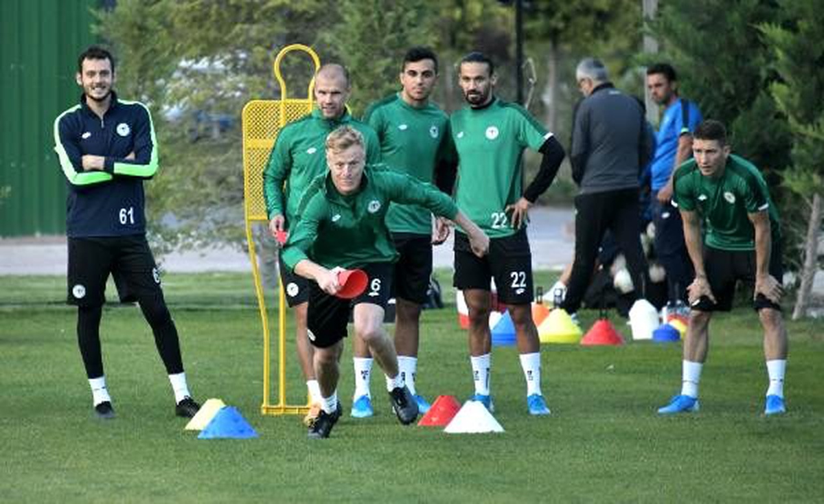 Konyaspor\'da Malatyaspor maçı hazırlıkları sürüyor