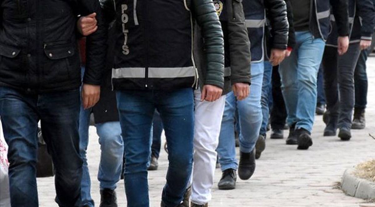 Mersin merkezli 6 ilde FETÖ/PDY operasyonu: 49 gözaltı