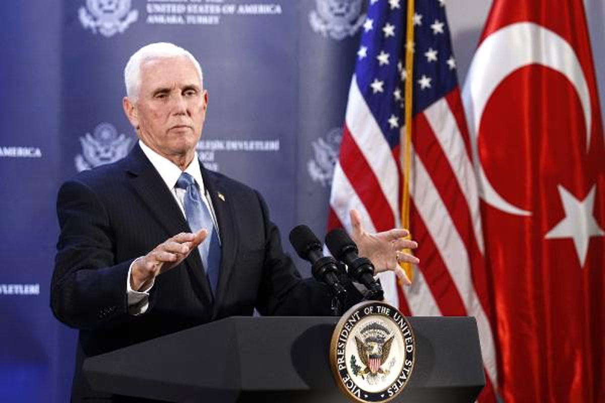 Pence: YPG, 120 saat içinde güvenli alandan çekilecek