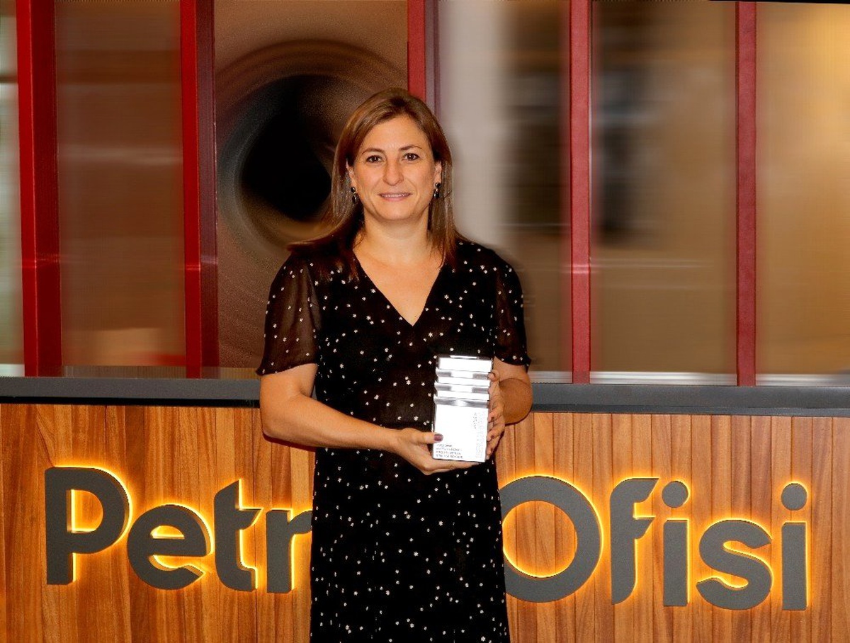 Petrol Ofisi Sosyal Lig\'e, bir ödül de MMA The Smarties\'den