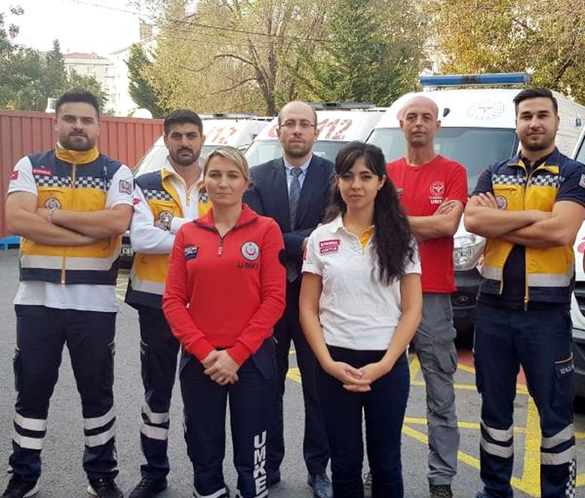 Sağlıkçılar harekat bölgesine gitmek için sıraya girdi