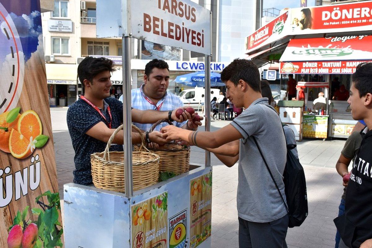 Tarsus Belediyesi, Dünya Gıda Gününde stant açtı