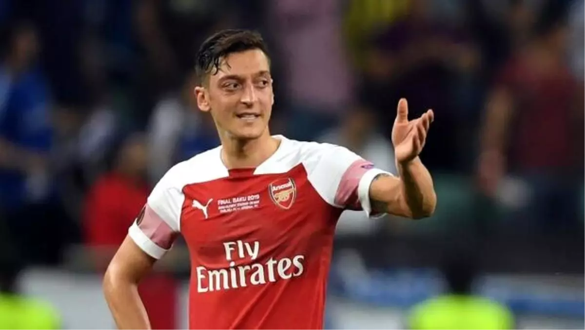 Unai Emery\'den Mesut Özil açıklaması!