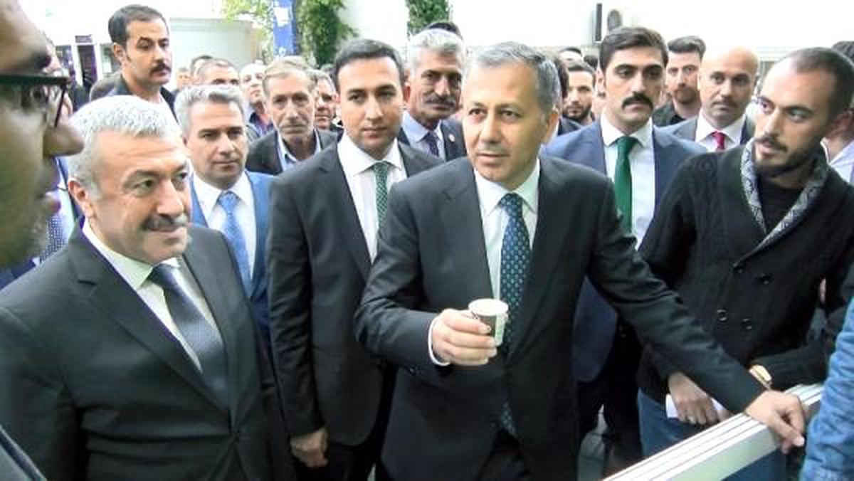 Vali Yerlikaya\'dan Esenyurt\'ta Suriyeli açıklaması