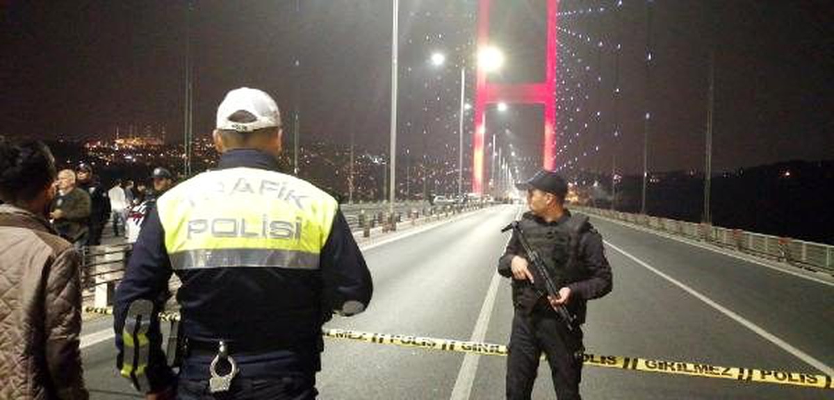 15 Temmuz Şehitler Köprüsü\'nde intihar girişimi