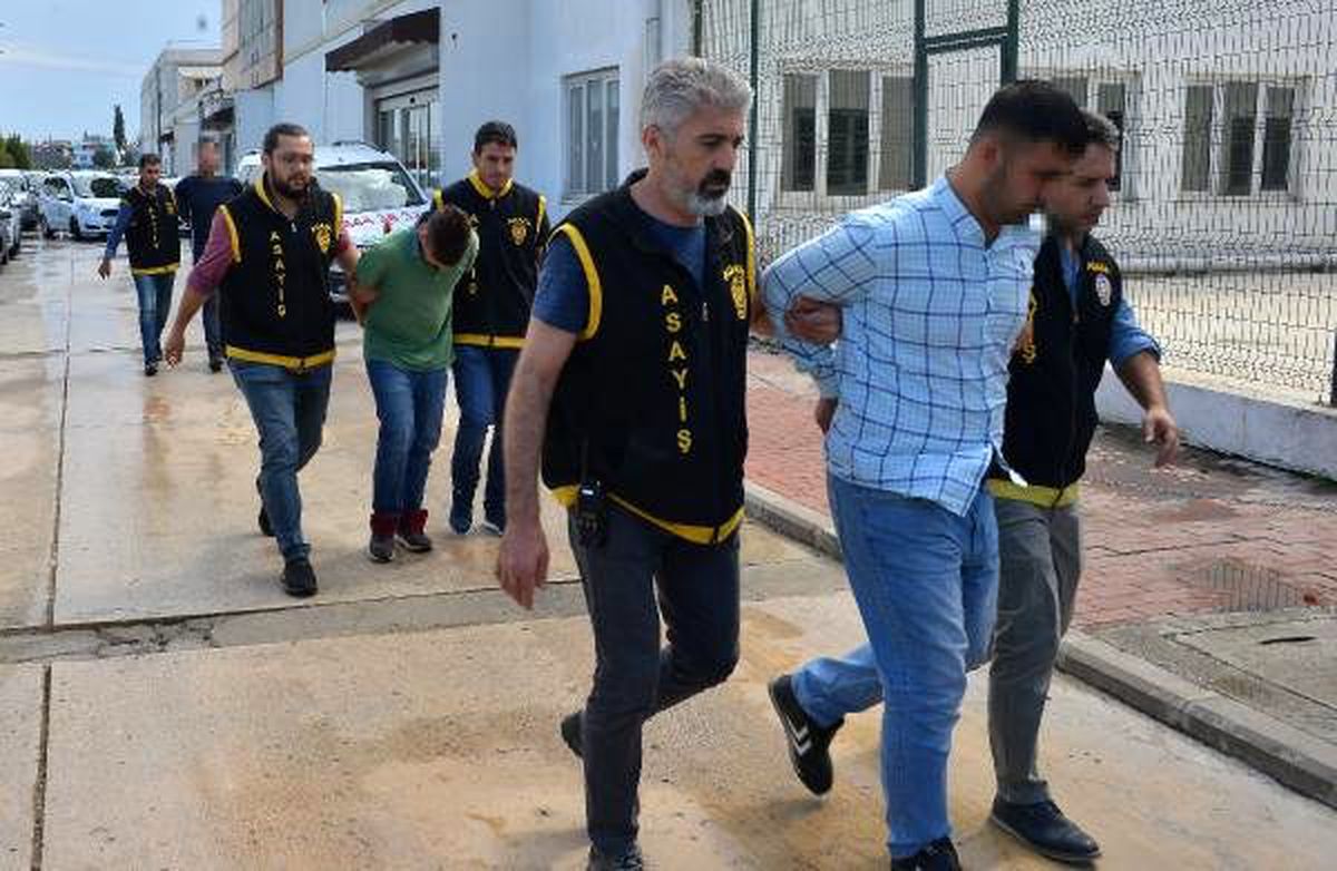 Adana\'da aranan kişilere operasyon; 31 kişi yakalandı