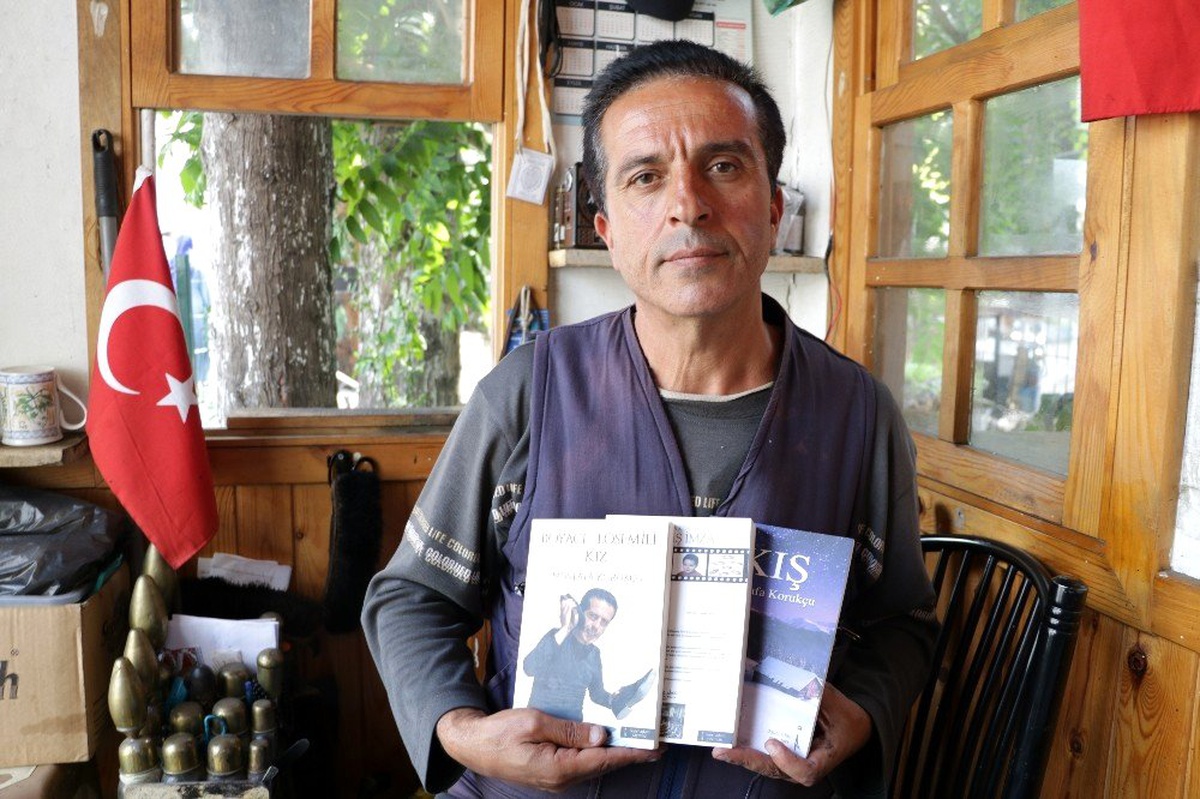 Ayakkabı boyacısı yazdığı kitabın filminin çekilmesini istedi