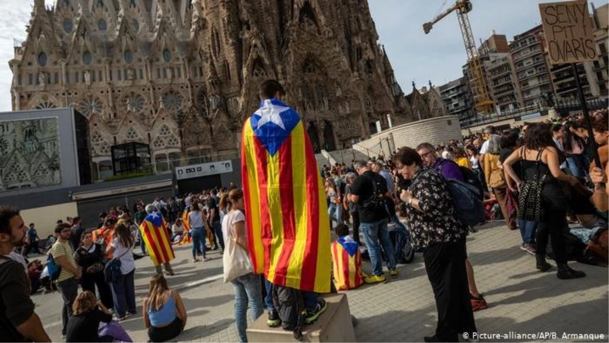 Barcelona\'da gösteriler nedeniyle tansiyon yüksek