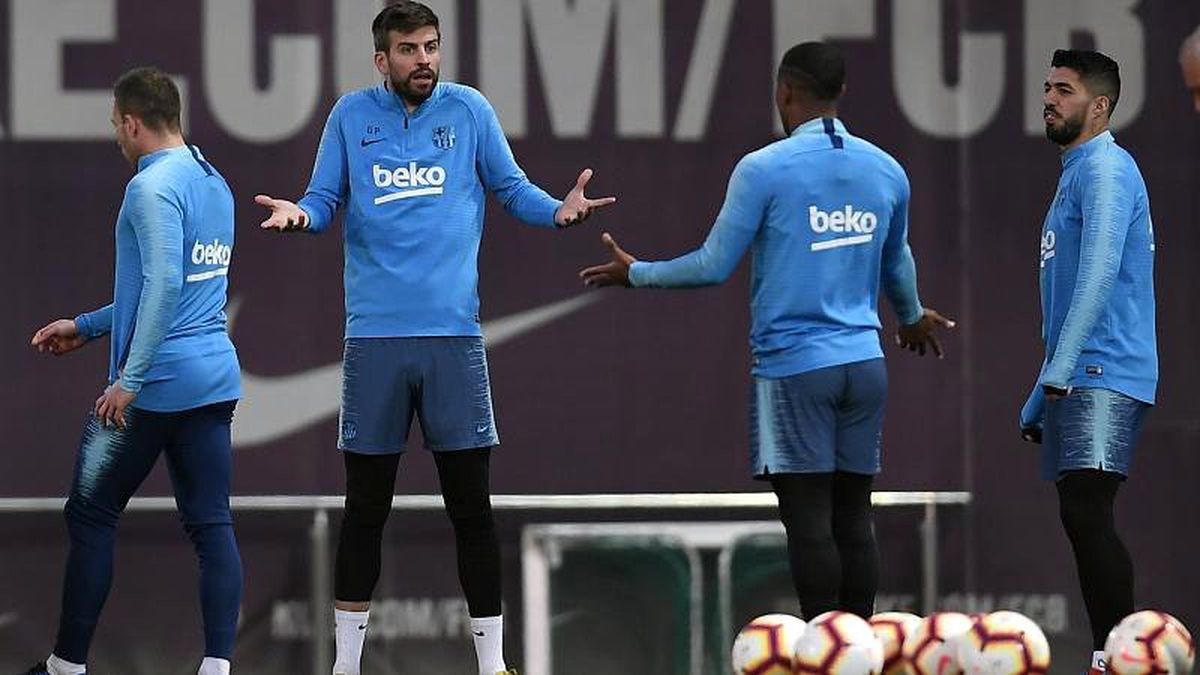 Barselona\'daki şiddet olayları \'El Clasico\'yu vurdu: Real Madrid maçı ertelendi