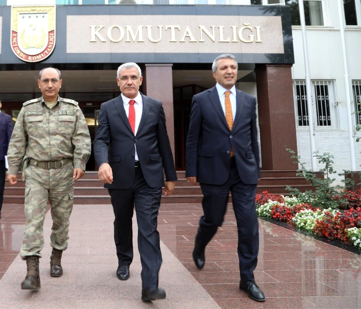 Başkan Osman Güder\'den 2.Ordu\'ya destek ziyareti