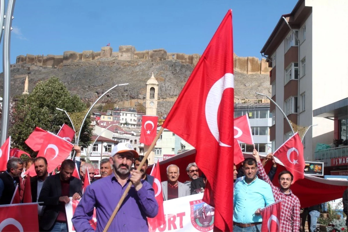 Bayburt\'ta Mehmetçik\'e destek yürüyüşü