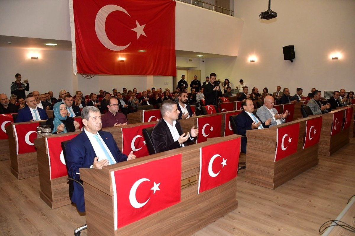 Biga Belediye Meclisinden Mehmetçiğe destek