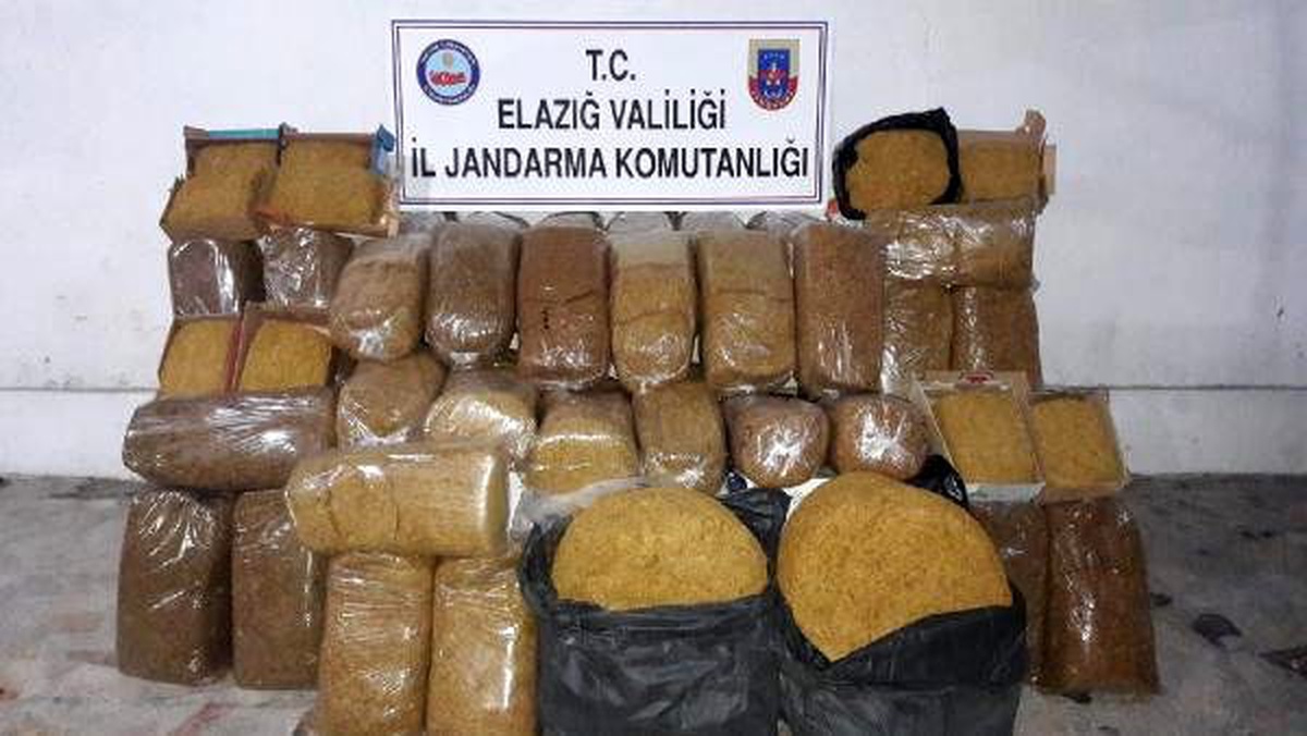 Elazığ\'da kaçak tütün bulunduran 4 kişiye 10 bin lira ceza