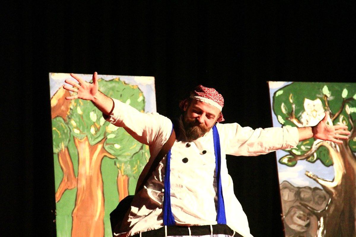 \'İyi Çocuk\' AKM\'de sahnelendi