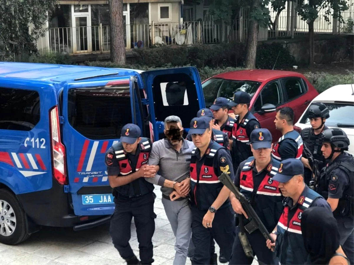 İzmir\'de 11 ayrı suçtan aranan şahıs yakalandı