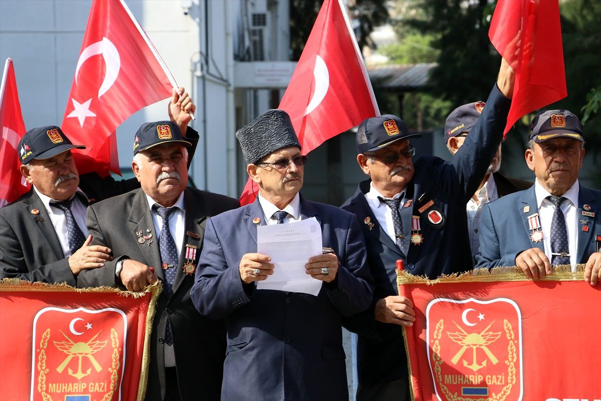 Kıbrıs gazilerinden Barış Pınarı Harekatı\'na destek