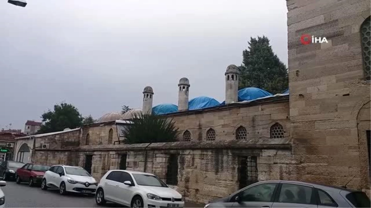 Kurşunları çalınan 450 yıllık caminin restorasyonuna başlandı