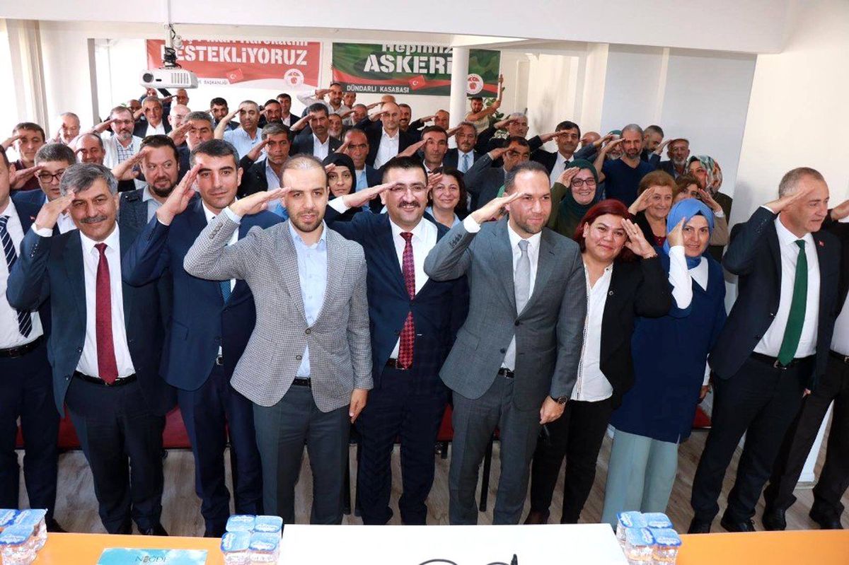 Niğde\'de Belediye Başkanları ve Meclis üyelerinden harekata destek