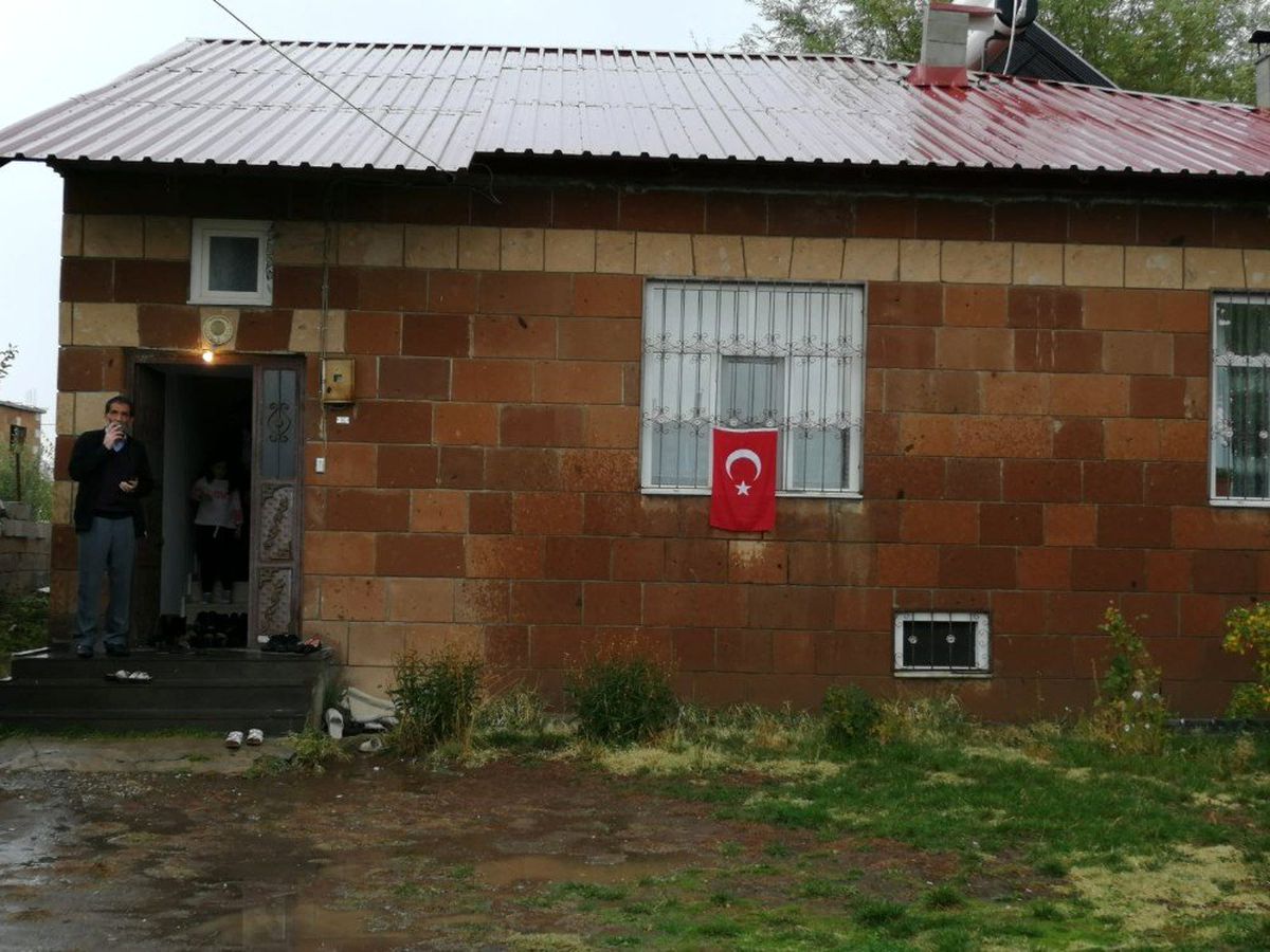 Şehit ateşi Ahlat\'a düştü