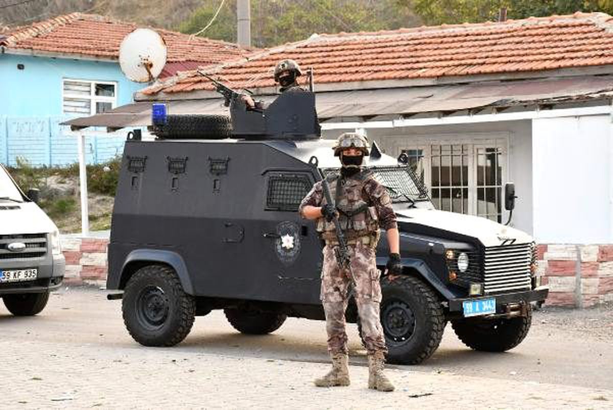 Tekirdağ\'da uyuşturucudan 4 kişiye gözaltı