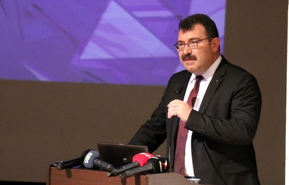 TÜBİTAK Başkanı Mandal: "Teknolojiyi kullanan değil üreten ülke olmak zorundayız"