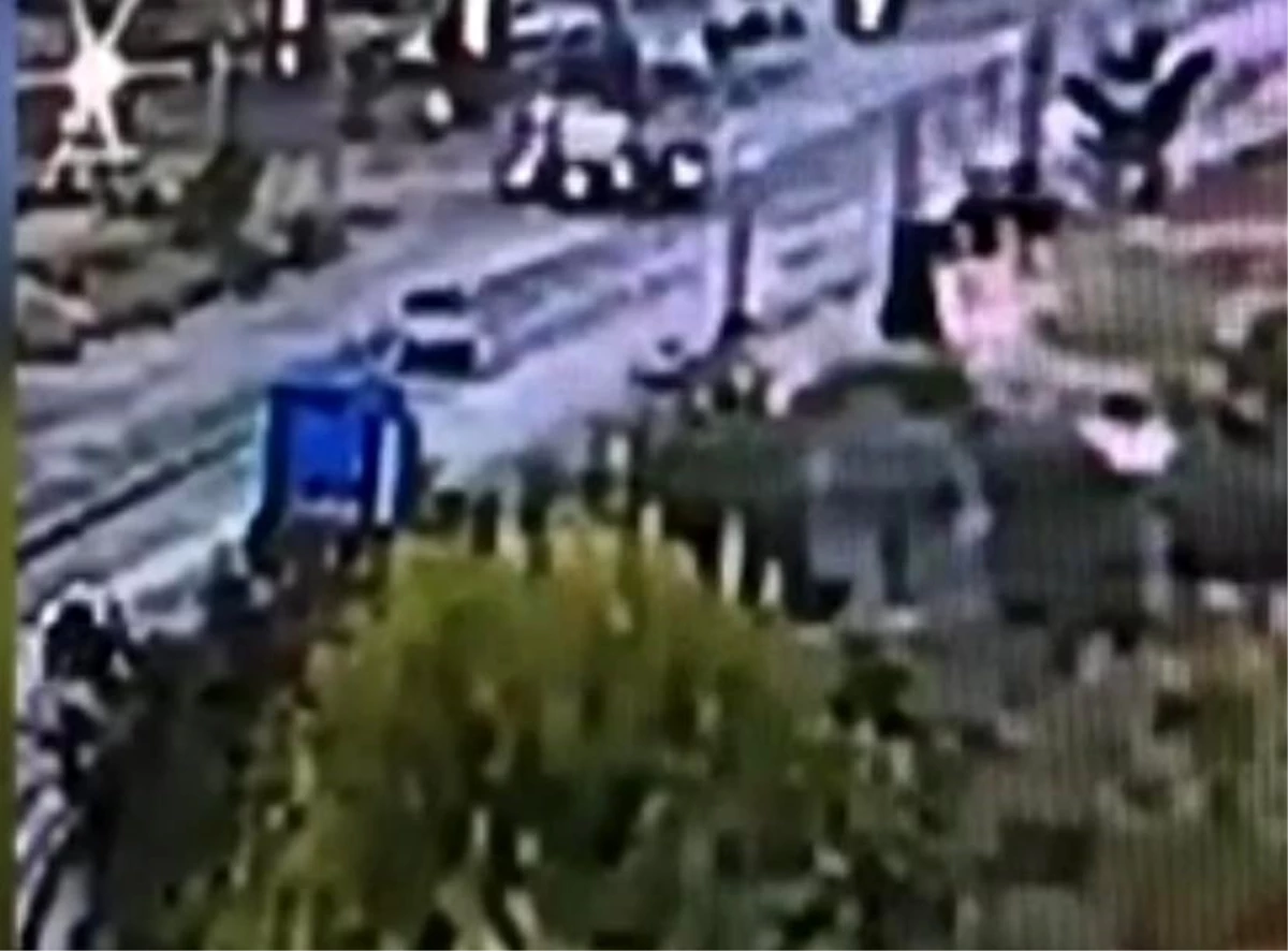 Tunceli\'de 4 kişinin öldüğü kaza saniye saniye kameraya yansıdı