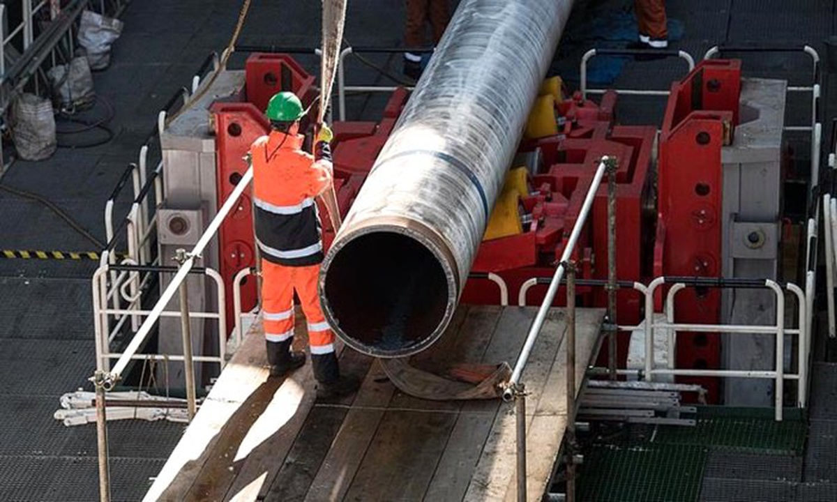 Türk Akım\'ın ilk ayağına doğal gaz pompalamaya başladı