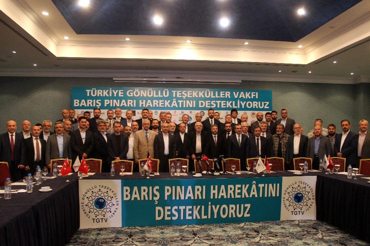 Türkiye Gönüllü Teşekküller Vakfı\'ndan Barış Pınarı Harekatı\'na destek
