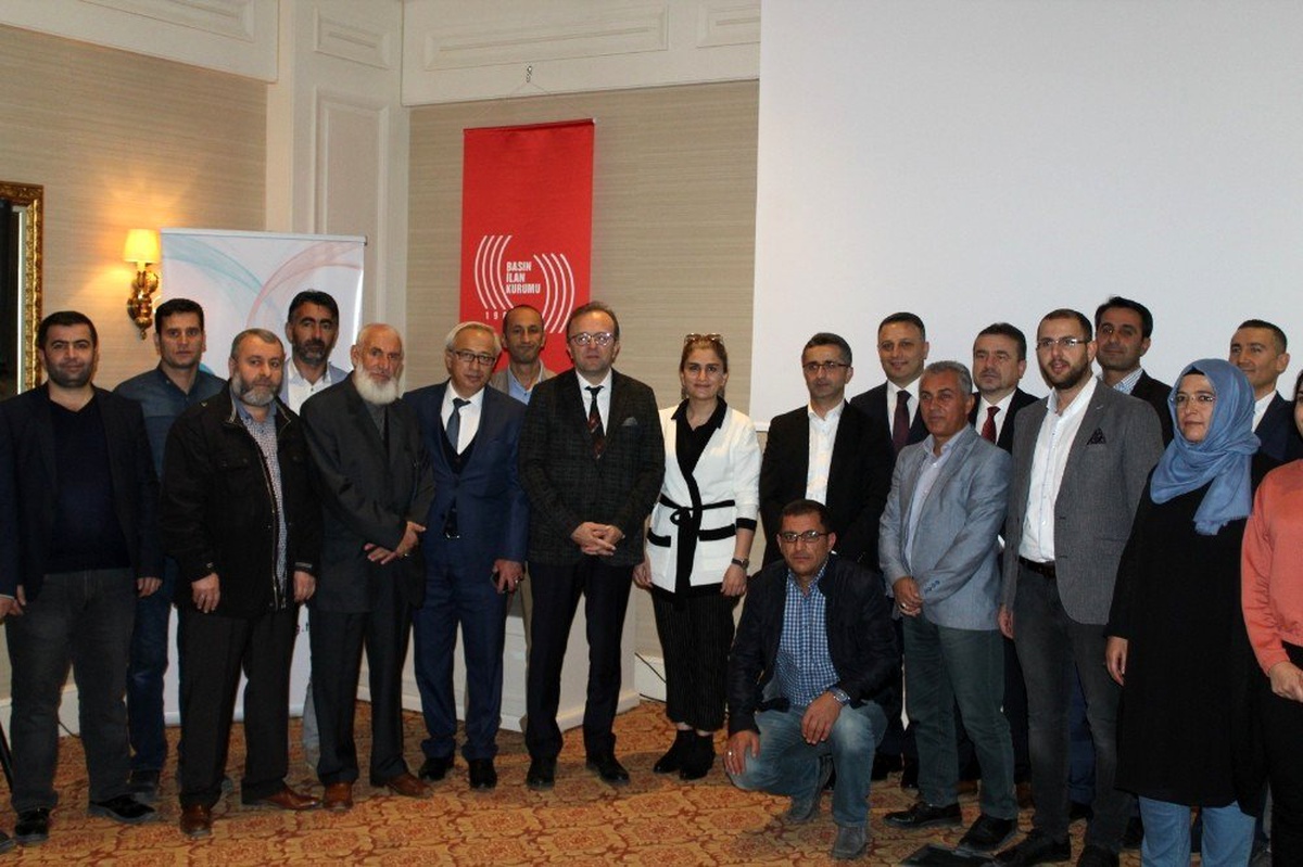 Van\'da \'İnternet haberciliğinin geliştirilmesi\' semineri