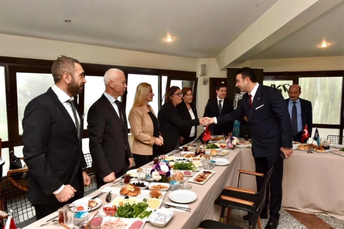 Beşiktaş\'ta Muhtarlar Günü törenle kutlandı