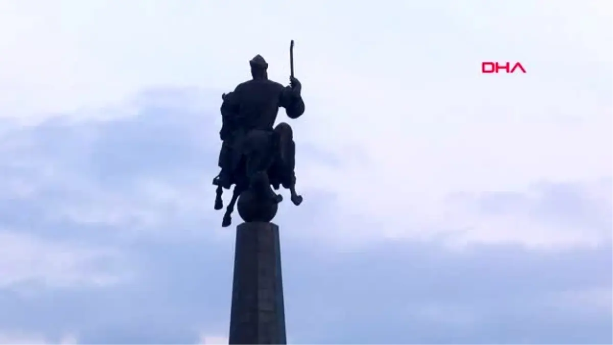 Bolu\'nun simgesi olacaktı, yapımı durdu