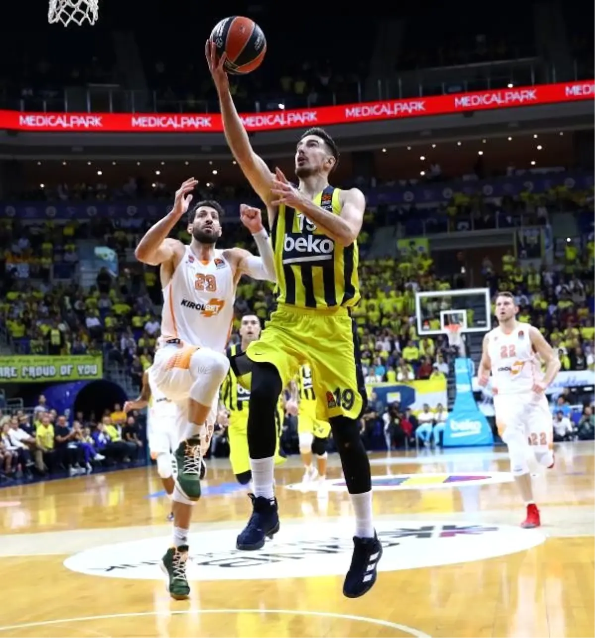 Euroleague\'de haftanın en değerli oyuncusu Nando de Colo