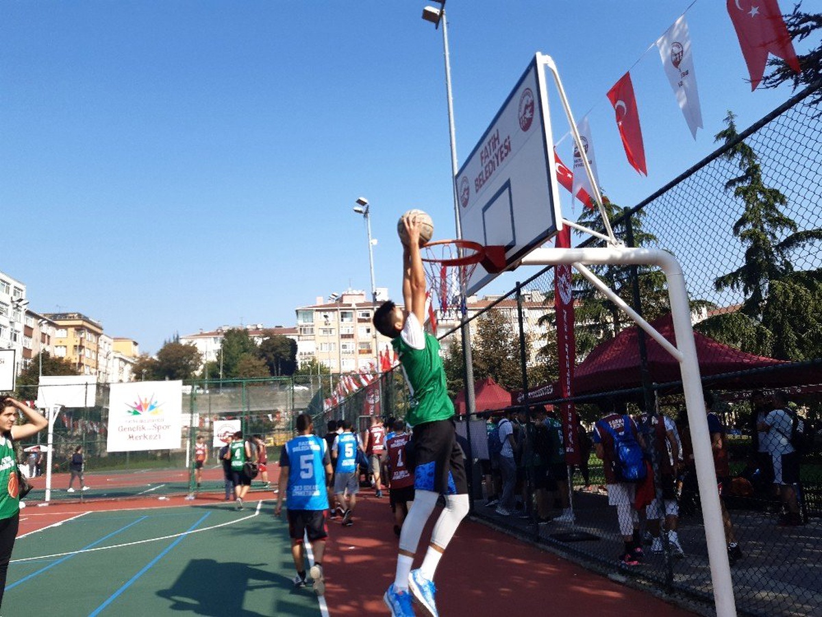 Fatih\'te 3x3 Sokak Basketbolu Turnuvası başladı