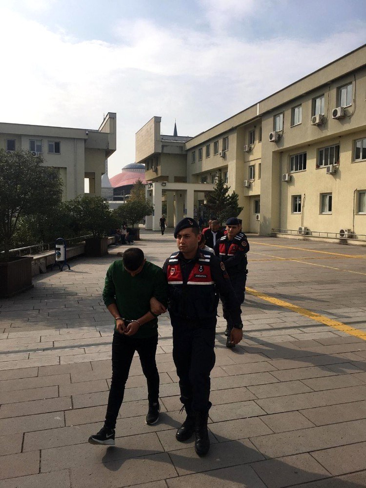Fındık hırsızları yakalandı: 3 tutuklama