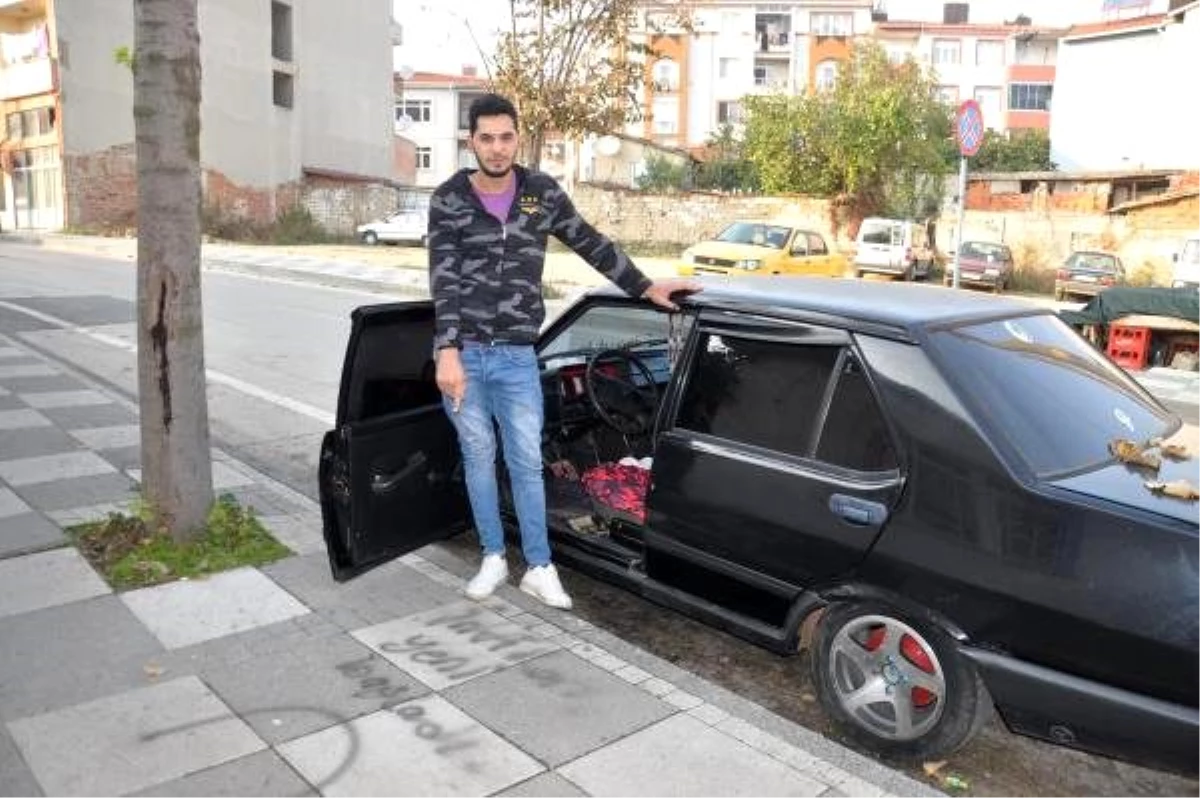 Hırsızlardan teybini çalamadıkları otomobilin sahibine: \'İntikam yeni başladı\'