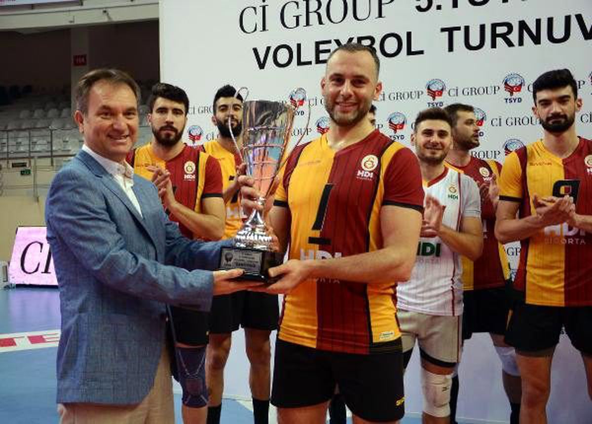 İzmir\'de şampiyon Galatasaray