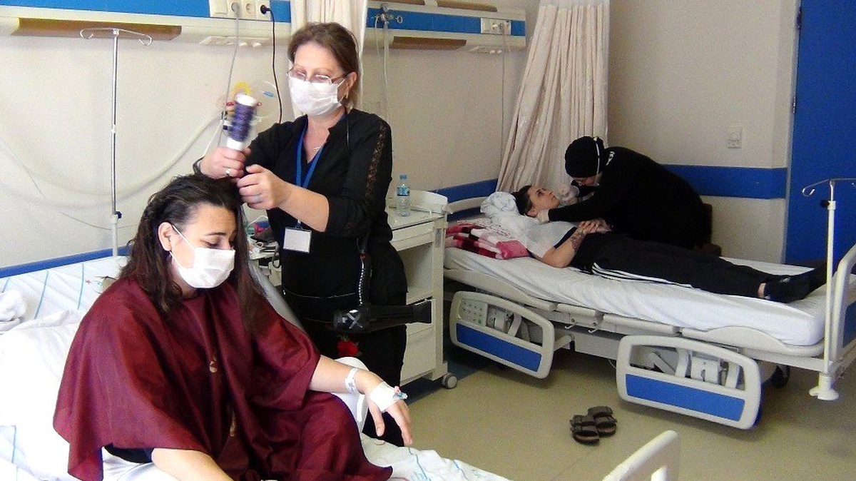 Kursiyerler uygulama imkanı, hastalar moral buluyor