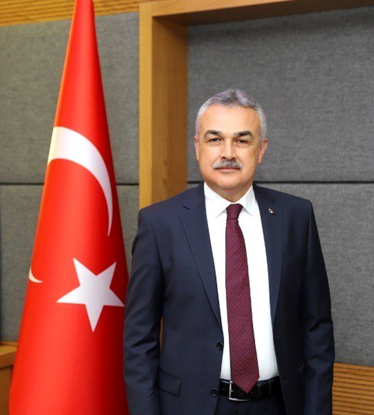 Milletvekili Savaş,"El ele vererek birlikte başaracağız"